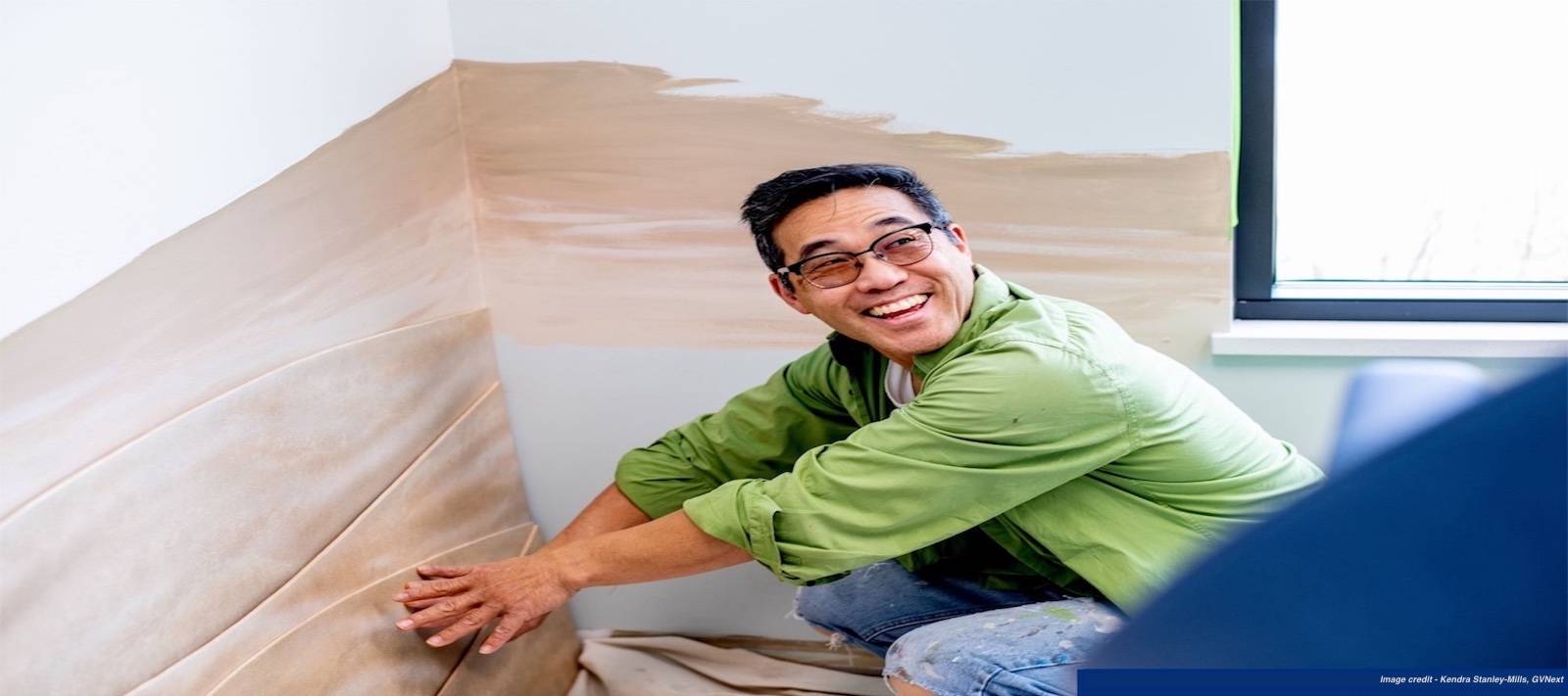 GVSU professor and students alleviate pediatric patient fear through art.